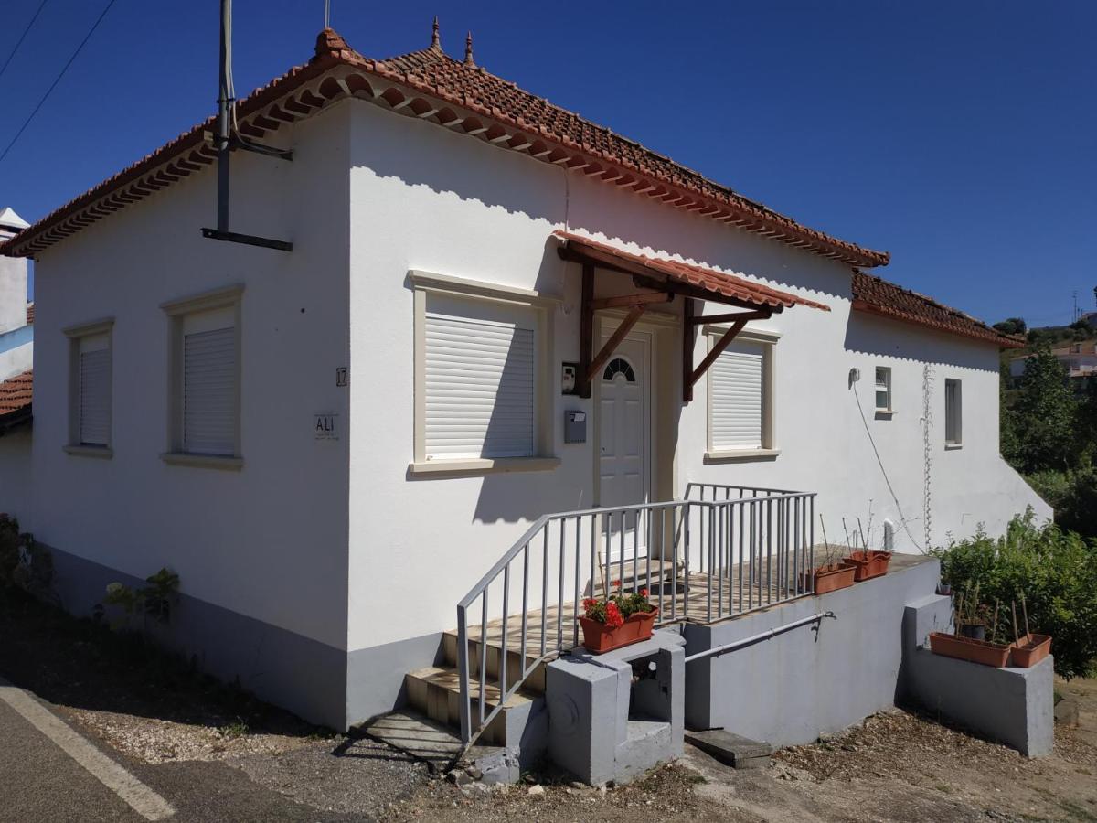 Casa 4 Estacoes Villa Batalha Eksteriør bilde